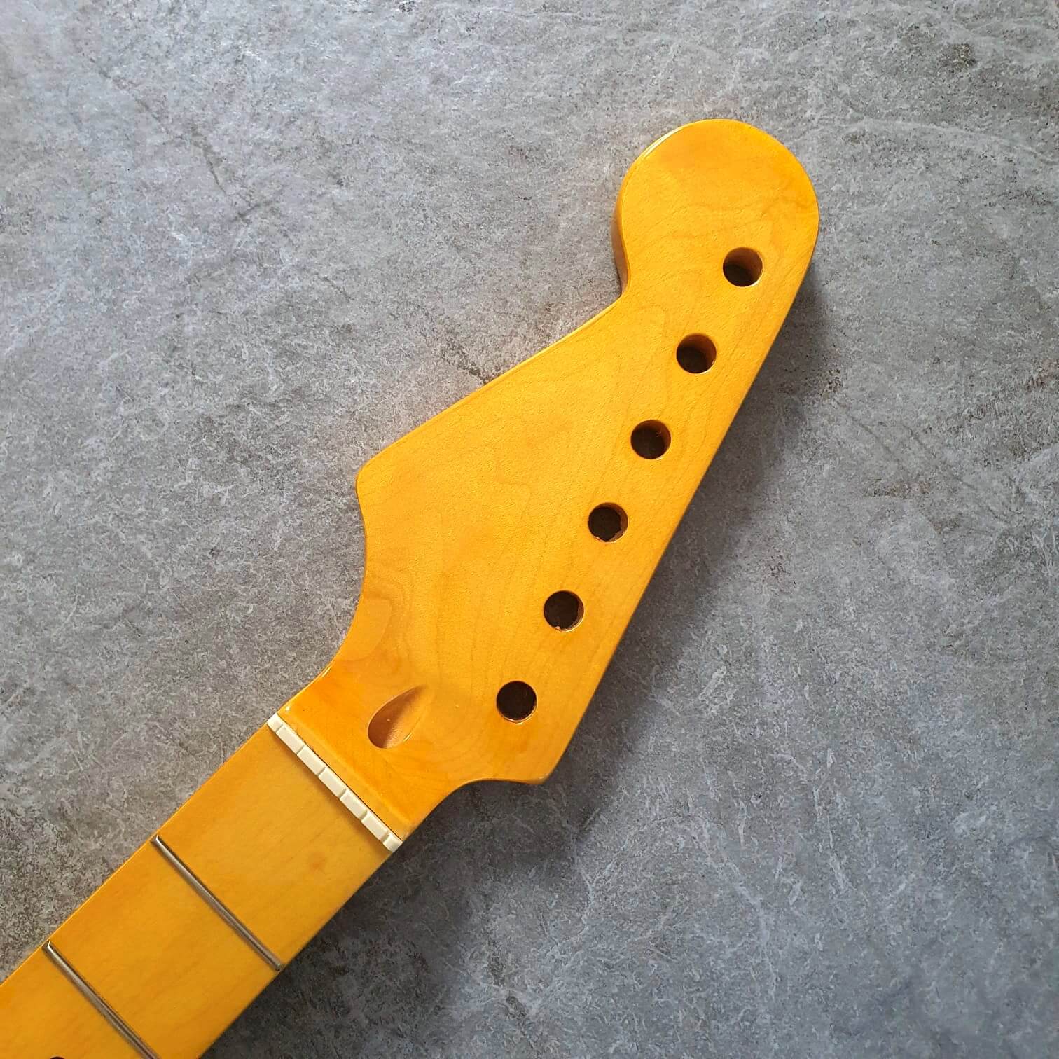 Lönn Stratocaster Neck