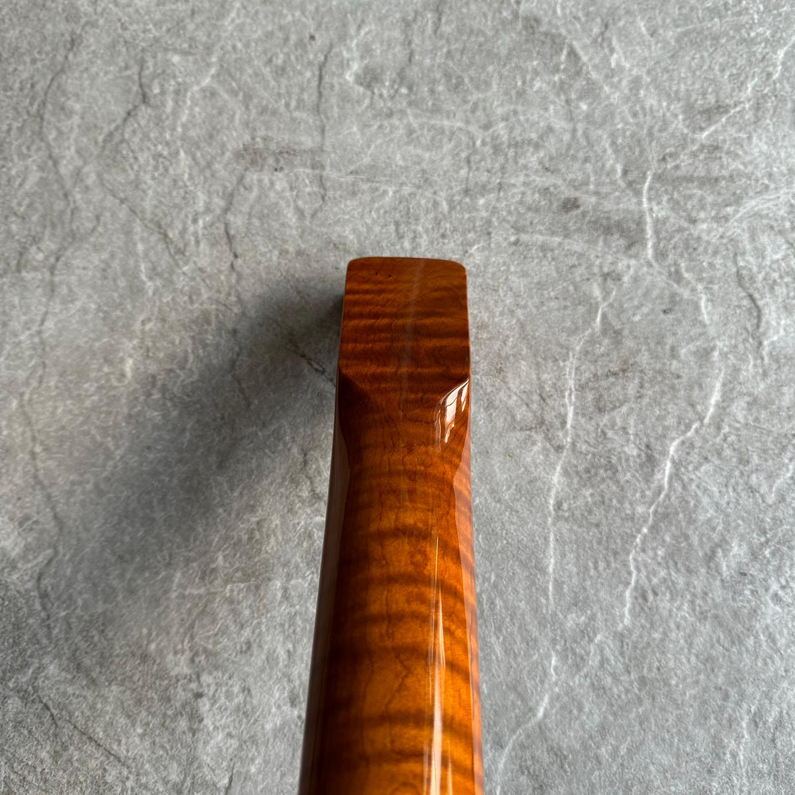 Stratocaster Neck Lion Flame Maple Left-Handed 22 fret