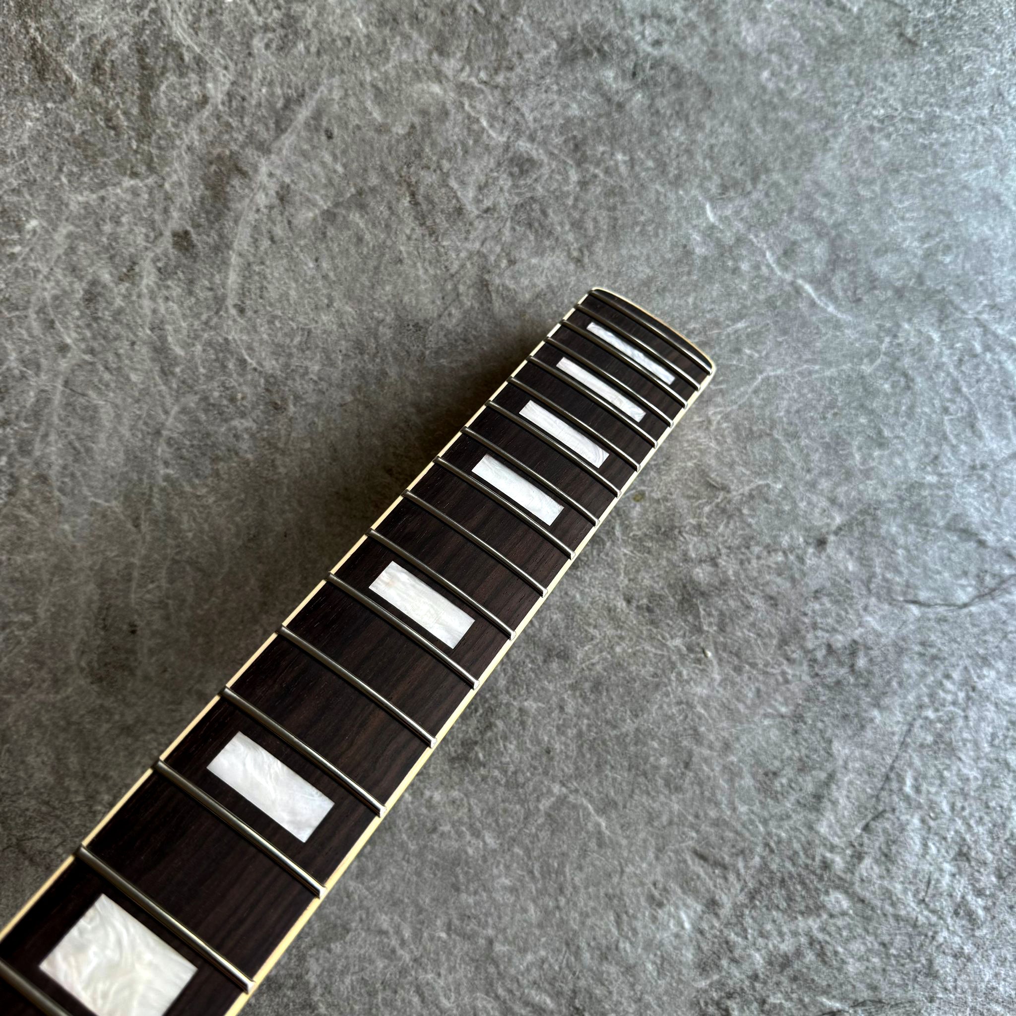 Limited Edition Electric Guitar Neck – Strat Rosewood 22 Fretboard with Pearl Inlays