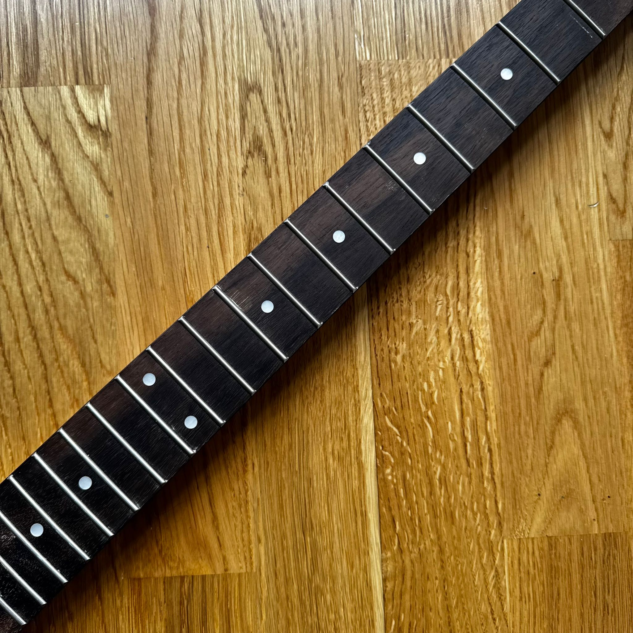Fender Stratocaster Neck – 21 Fret Rosewood (B-Stock)