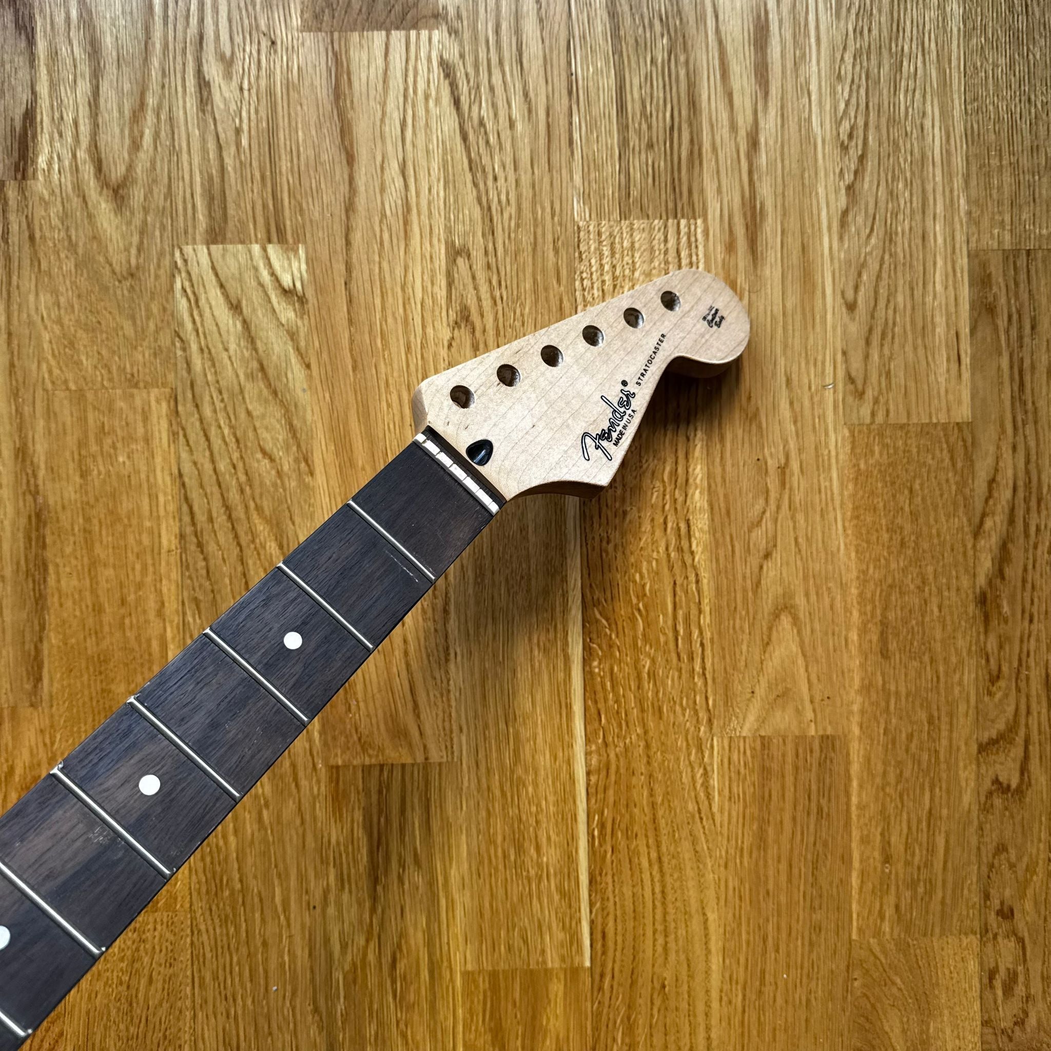 Fender Stratocaster Neck – 21 Fret Rosewood (B-Stock)