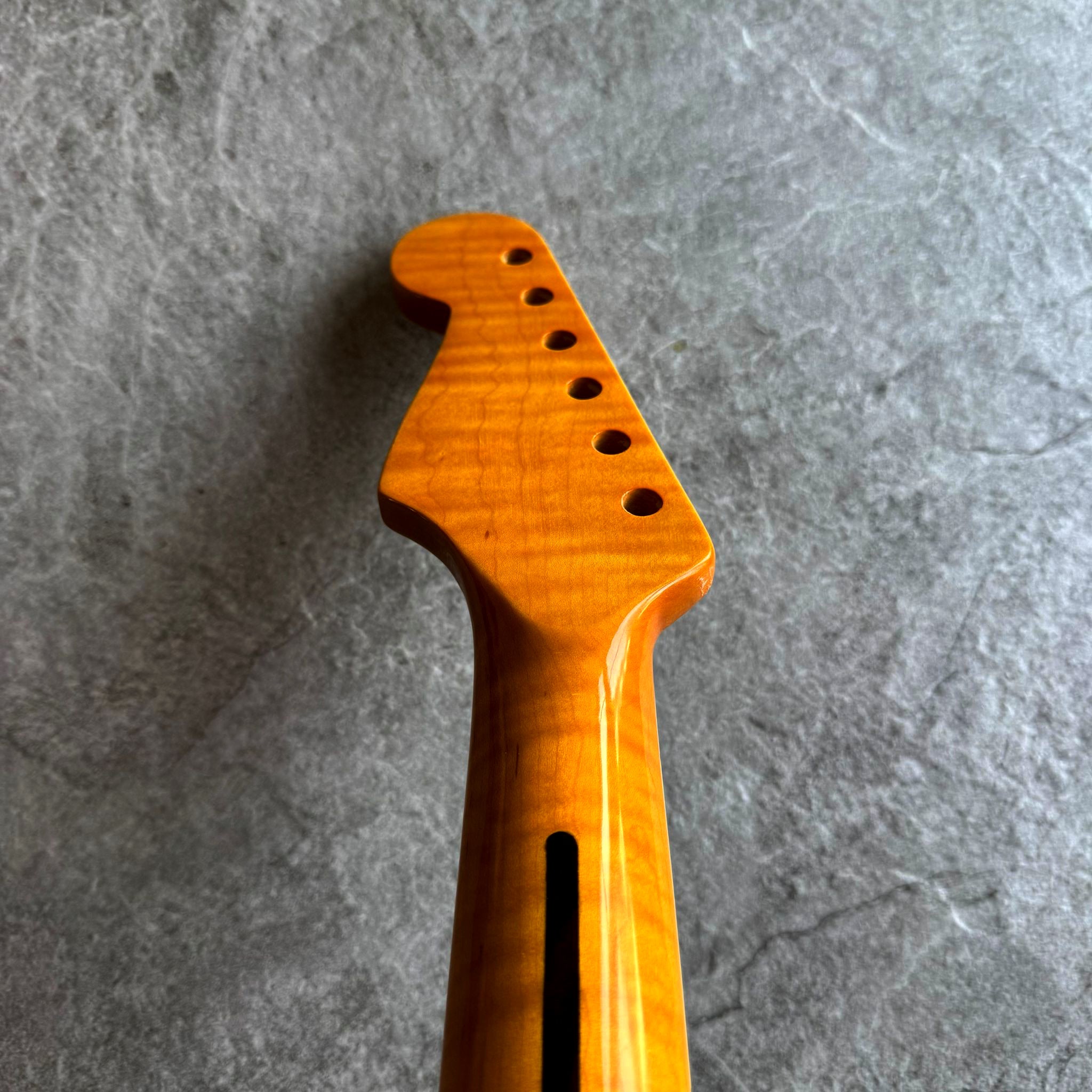 Strat Yellow Flame Rosewood Neck – 22-Fret Pearl Block Inlays, Gloss Finish