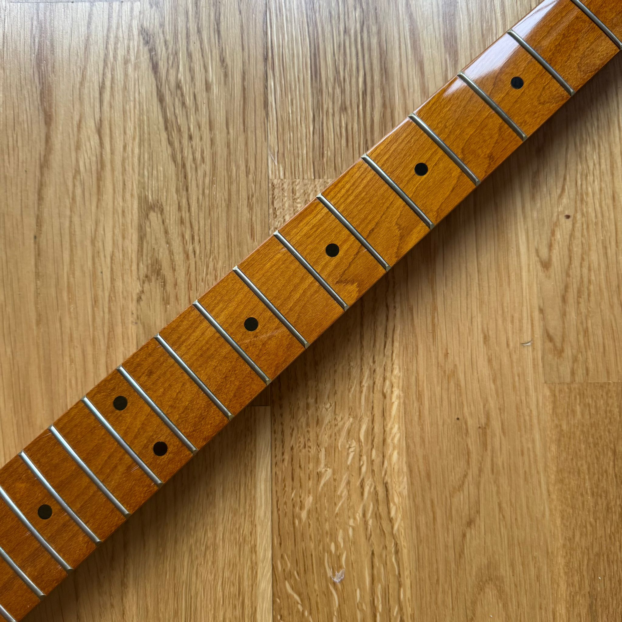 Tele Roasted Wild Pearl Wood Neck B Stock 22 Fret – Custom Guitar Project