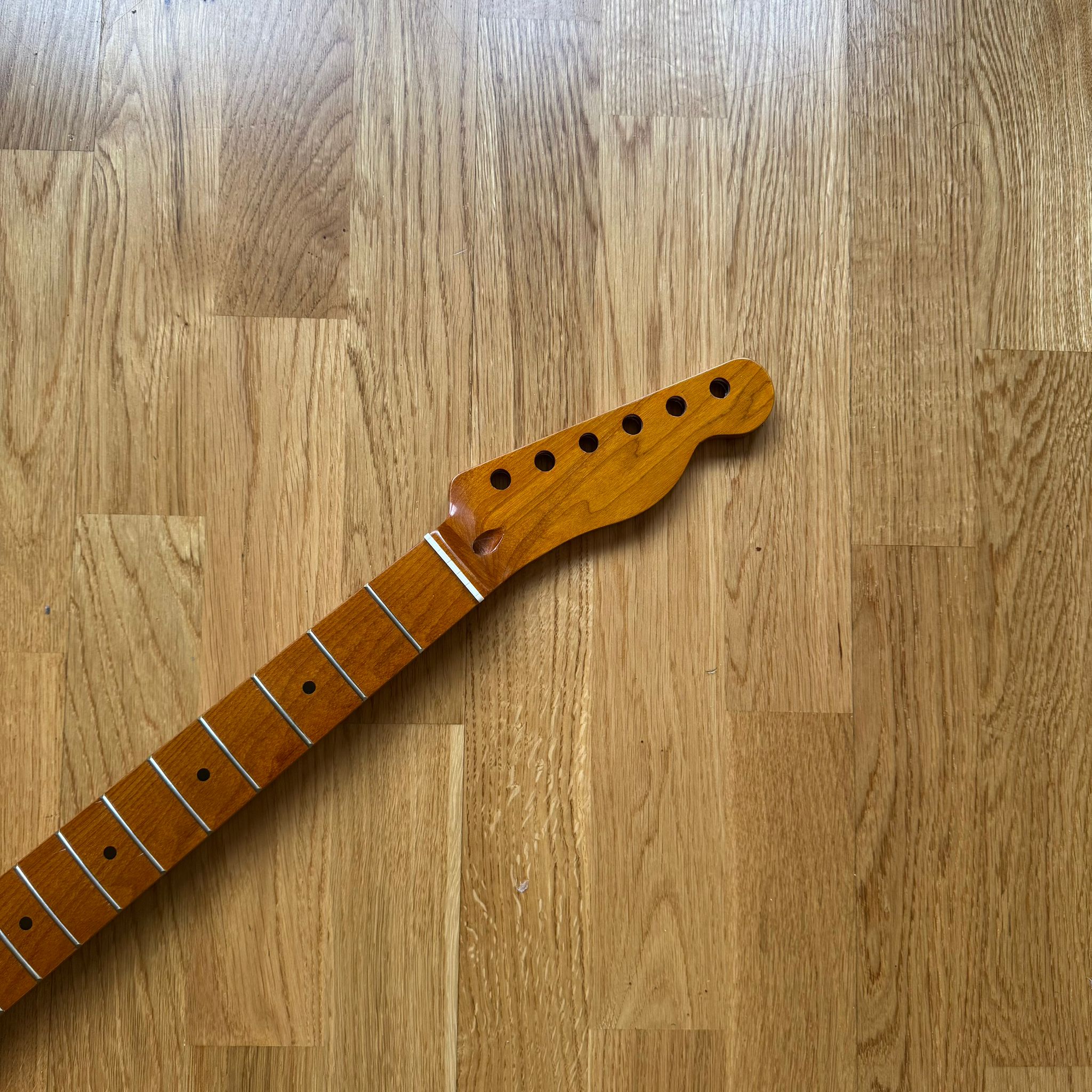 Tele Roasted Wild Pearl Wood Neck B Stock 22 Fret – Custom Guitar Project
