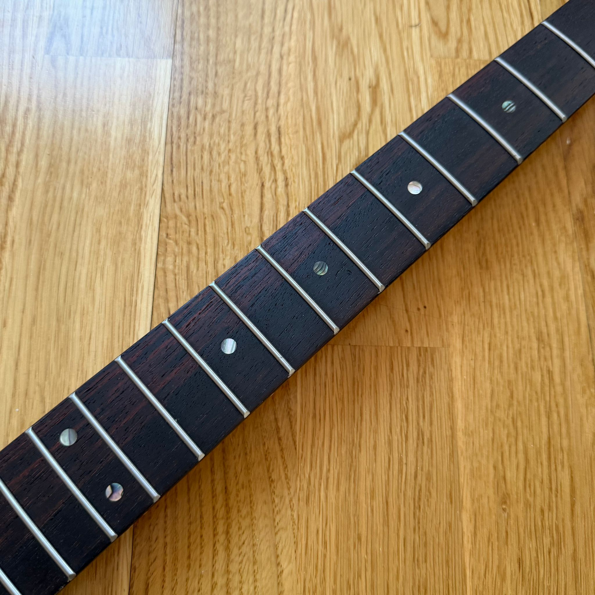 Telecaster Electric Guitar Neck Tiger Flame Rosewood – 22 Frets – Left Hand – B-Stock