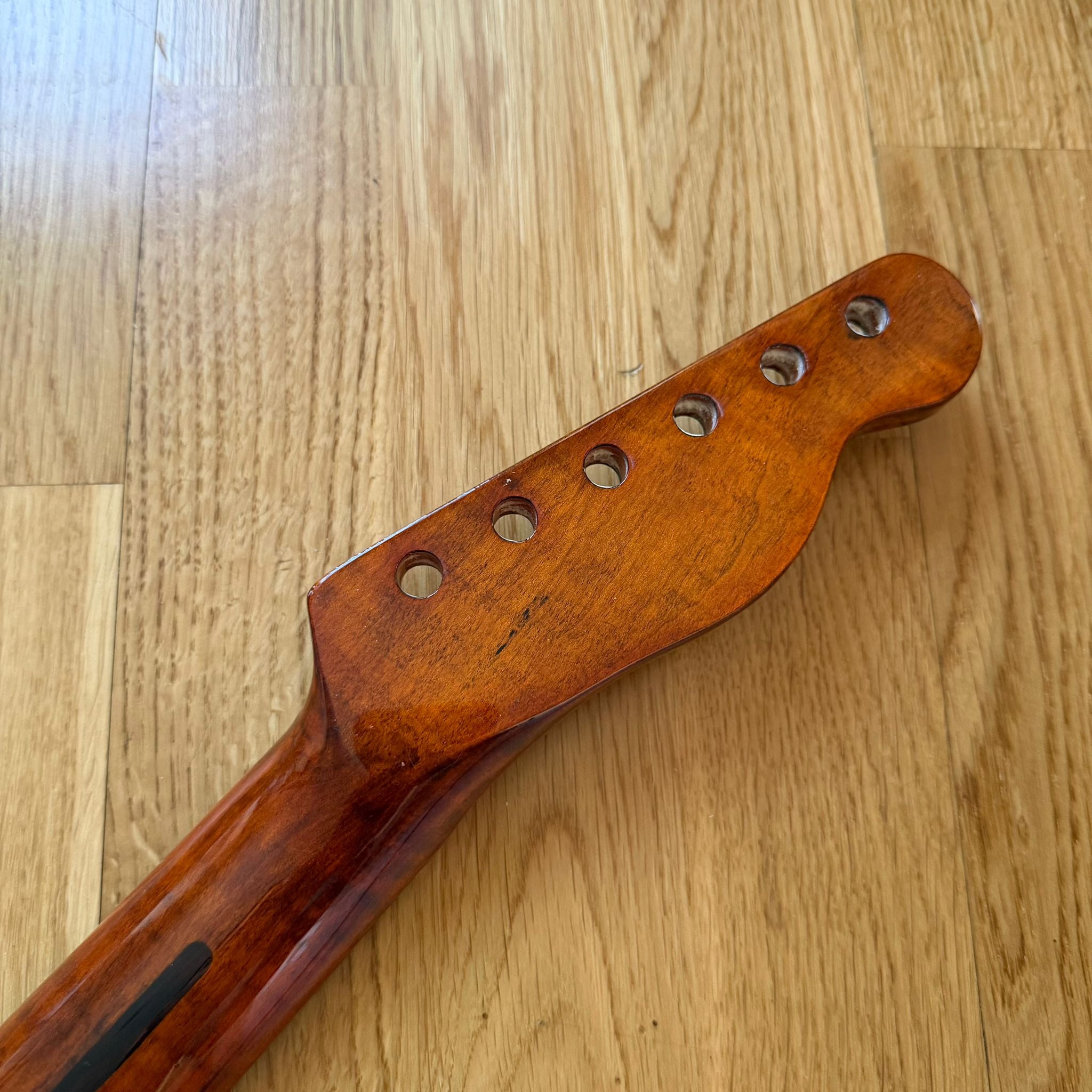 Telecaster Electric Guitar Neck Tiger Flame Rosewood – 22 Frets – Left Hand – B-Stock