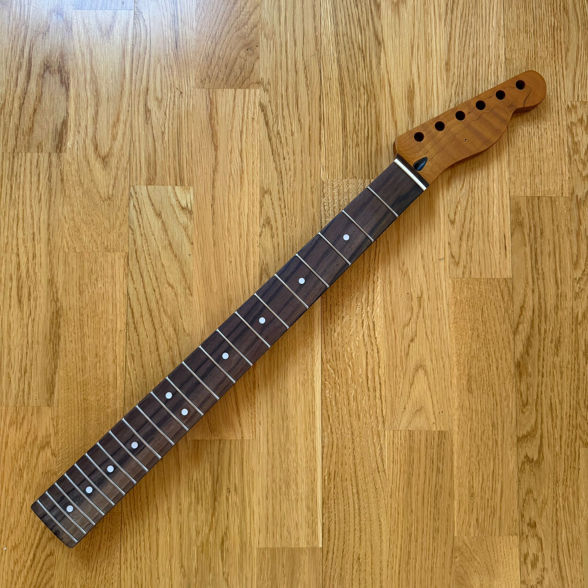 Tele Roasted Lion Flame Rosewood Neck – 22-Fret, Stain Finish (B-Stock)