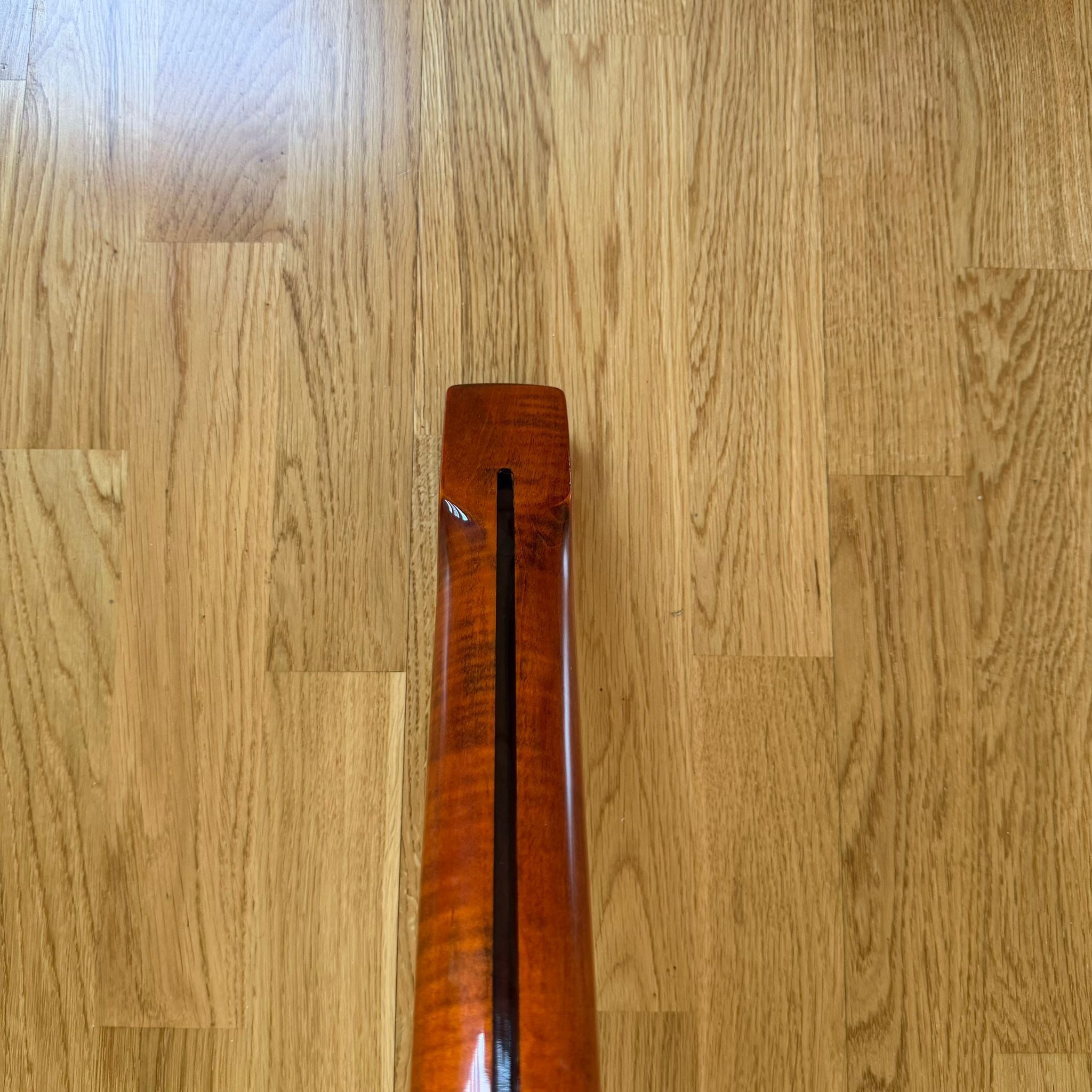 Stratocaster Guitar Neck Tiger Flame Rosewood – 22 Frets – Left Hand – B-Stock