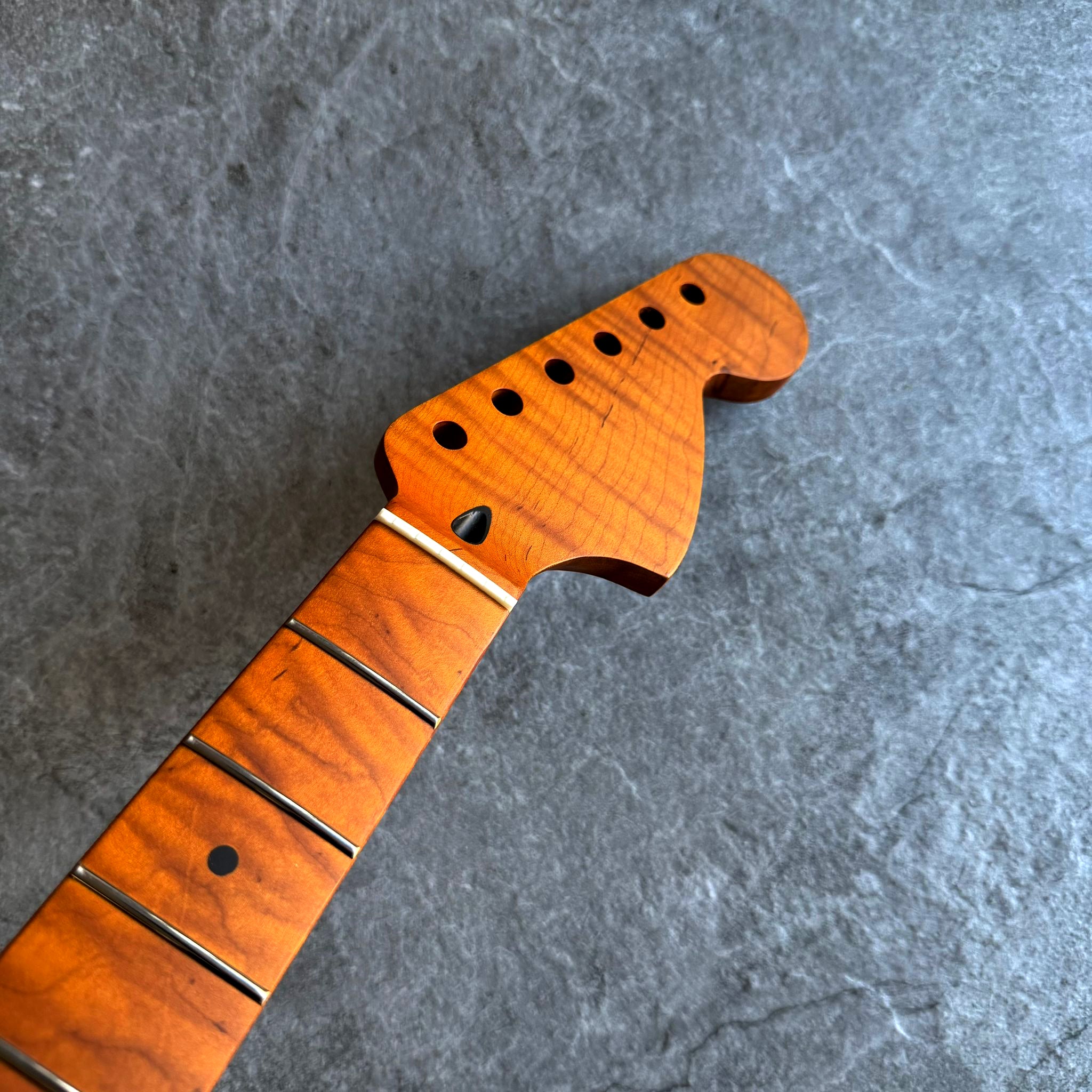 Strat Guitar Roasted Flame Maple Neck 22 Fret – 70s Big Head