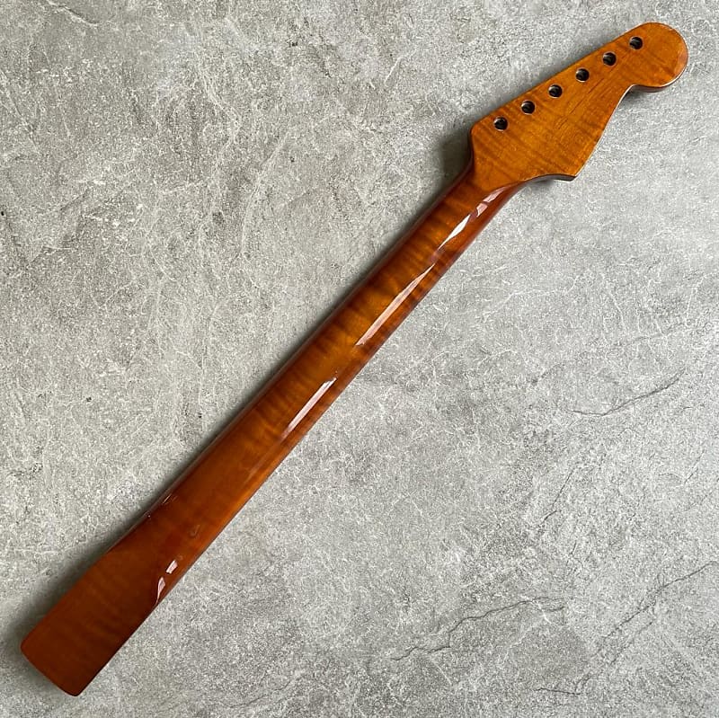 Strat Lion Flame Rosewood Guitar Neck – Left-Handed, 22-Fret, Roasted Finish