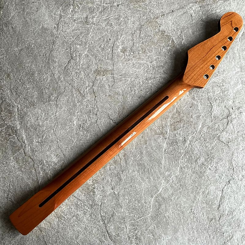 Stratocaster Roasted Neck – Pearl Block Inlays, 21 Fret, Gloss Finish