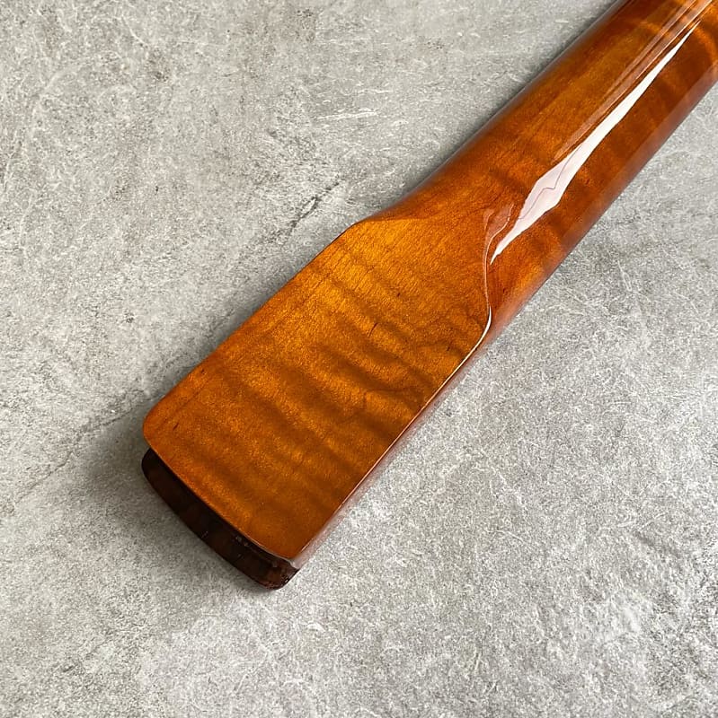 Strat Lion Flame Rosewood Guitar Neck – Left-Handed, 22-Fret, Roasted Finish