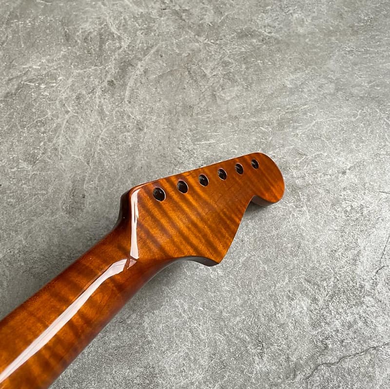 Strat Lion Flame Rosewood Guitar Neck – Left-Handed, 22-Fret, Roasted Finish