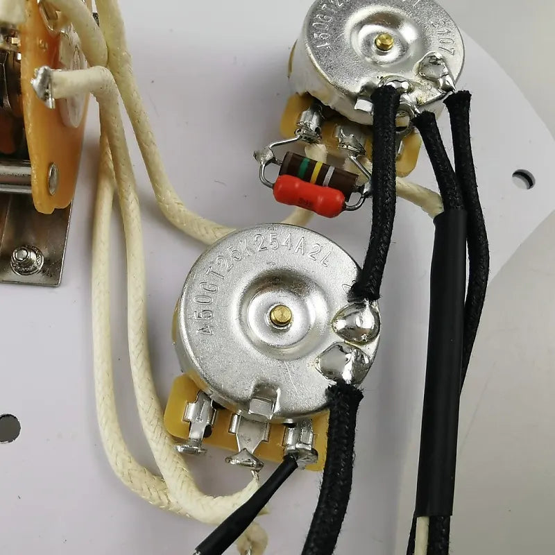 Wilkinson Stratocaster ledningsnät Treble bleed & WVS 60-tals pickuper