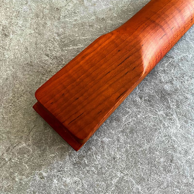 Roasted Maple Neck