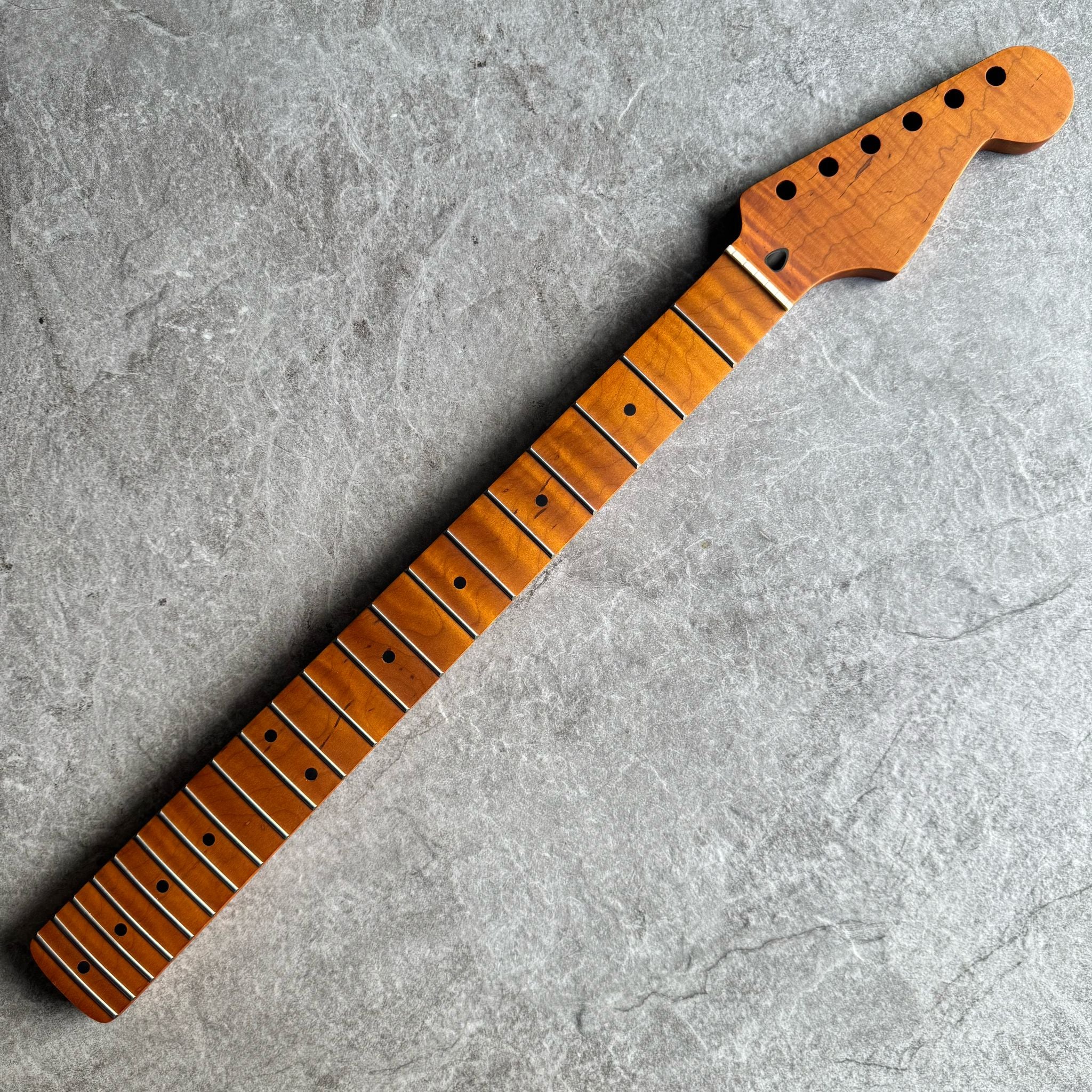 Strat Lion Flame Roasted Maple Fretboard Neck – 21 Fret Stain