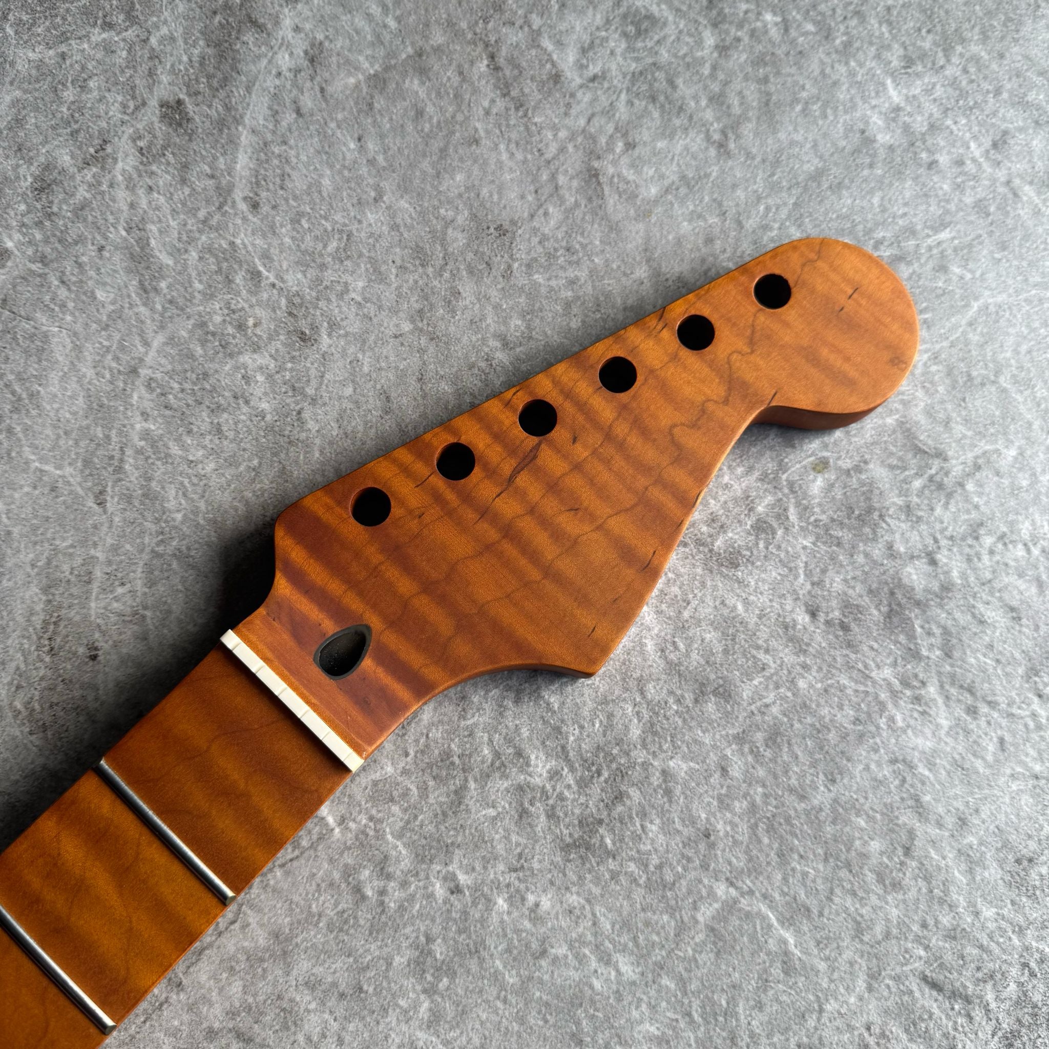 Strat Lion Flame Roasted Maple Fretboard Neck – 21 Fret Stain