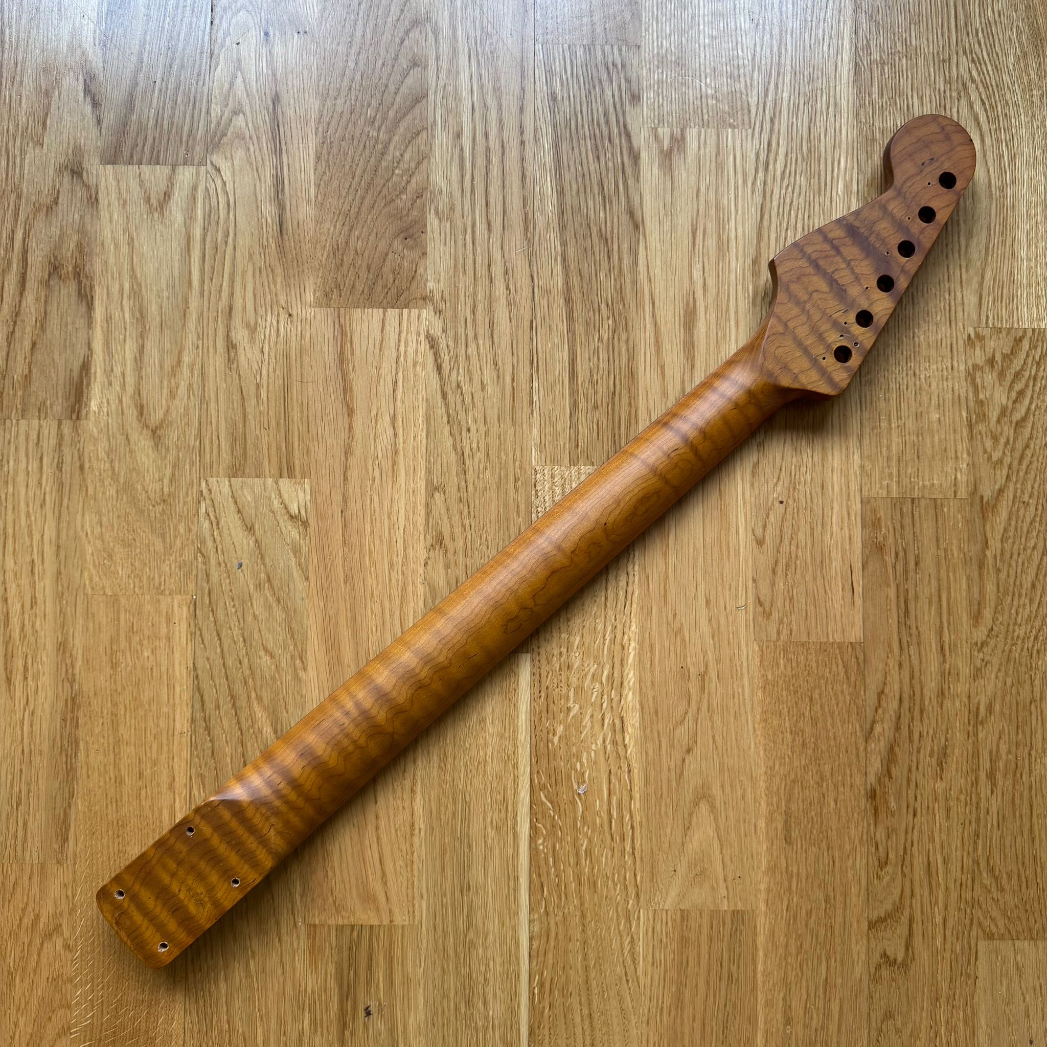 Strat Electric Guitar Neck - Tiger Flame Rosewood22 Fretboard (B-Stock)