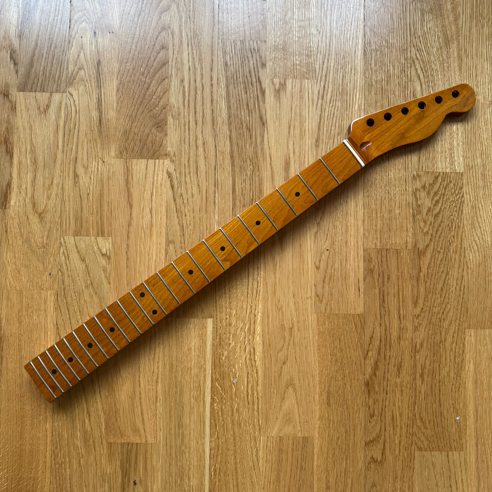 Tele Roasted Wild Pearl Wood Neck B Stock 22 Fret – Custom Guitar Project