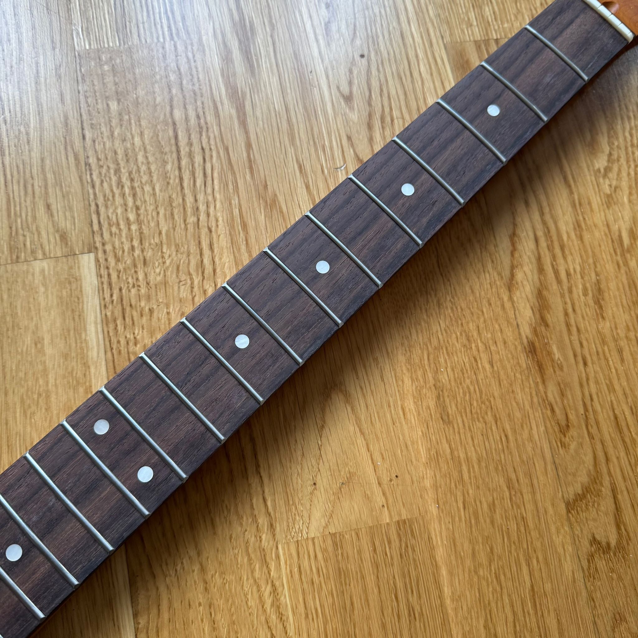 Tele Stain Rosewood Neck B Stock 22 Fret – Custom Guitar Project