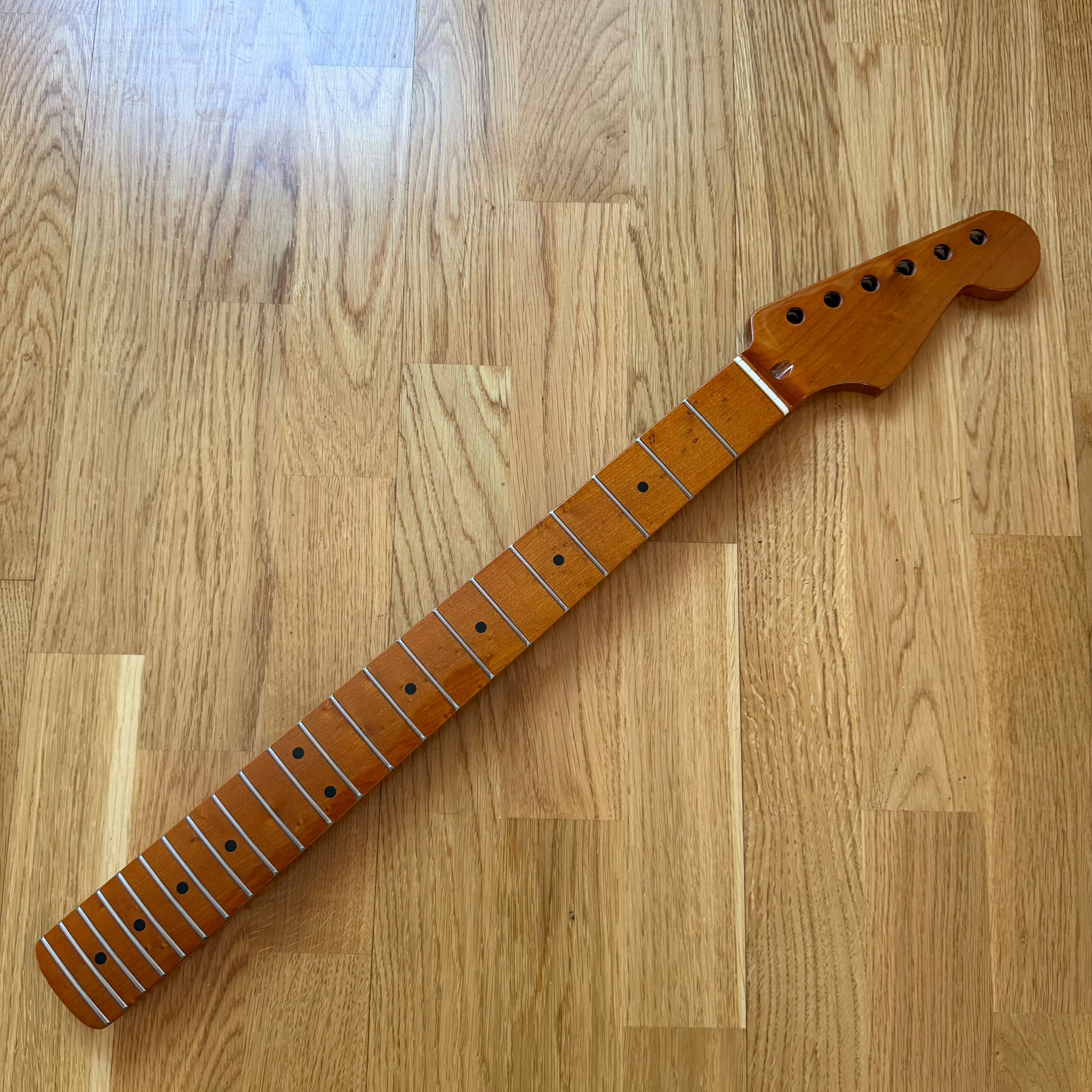 Strat Roasted Vintage Wild Pearl Wood Neck Maple  B-Stock Custom Guitar Project