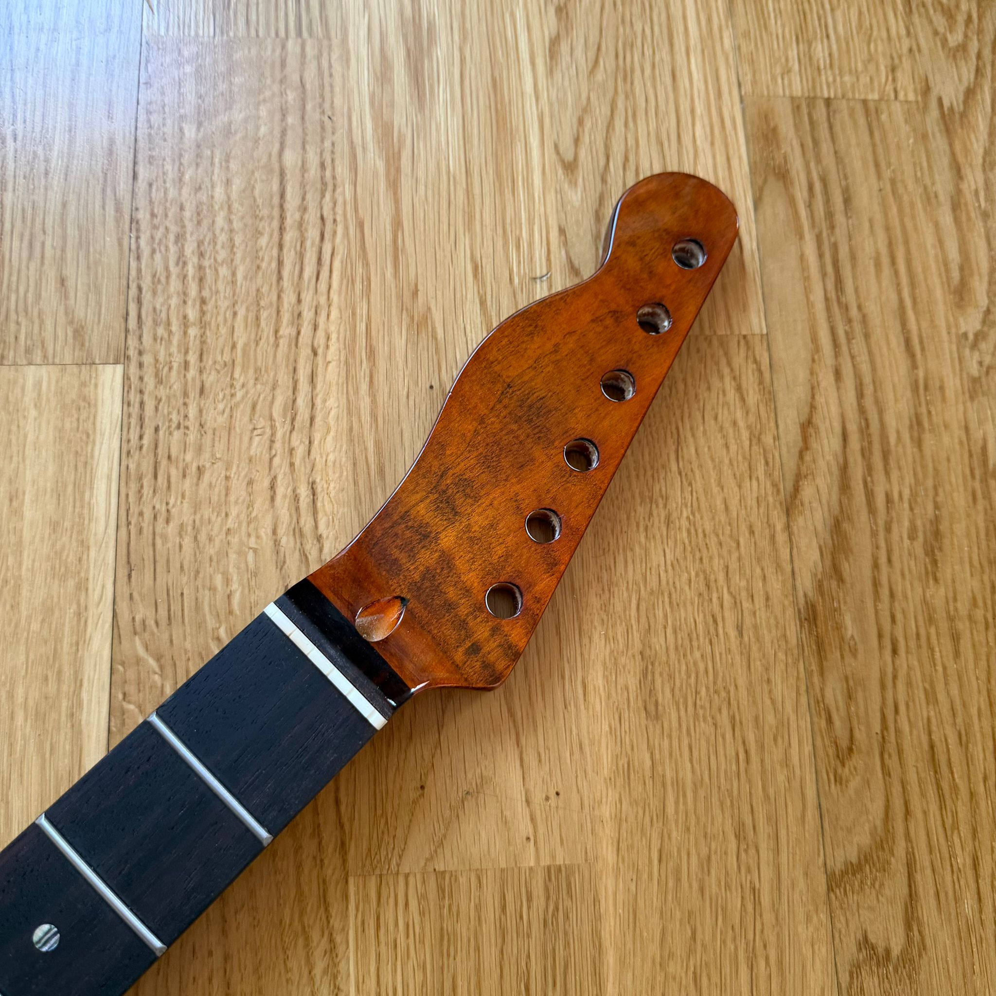 Telecaster Electric Guitar Neck Tiger Flame Rosewood – 22 Frets – Left Hand – B-Stock