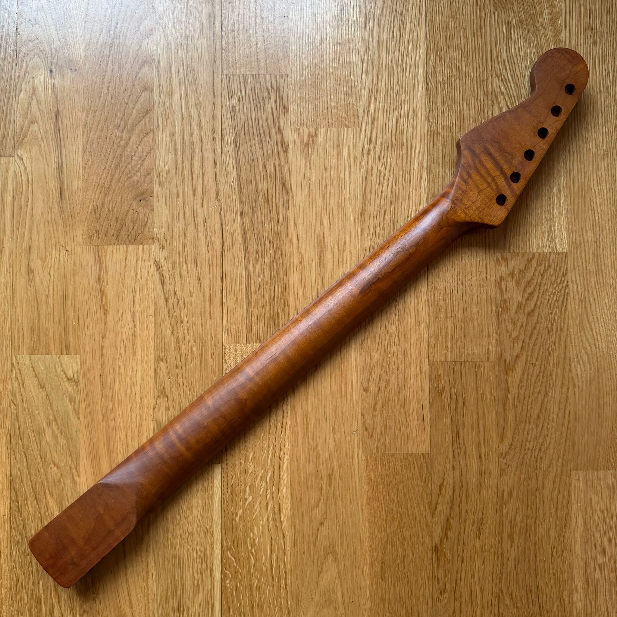 Stratocaster Electric Guitar Neck Lion Flame Roasted Rosewood, 21 Frets – B-Stock