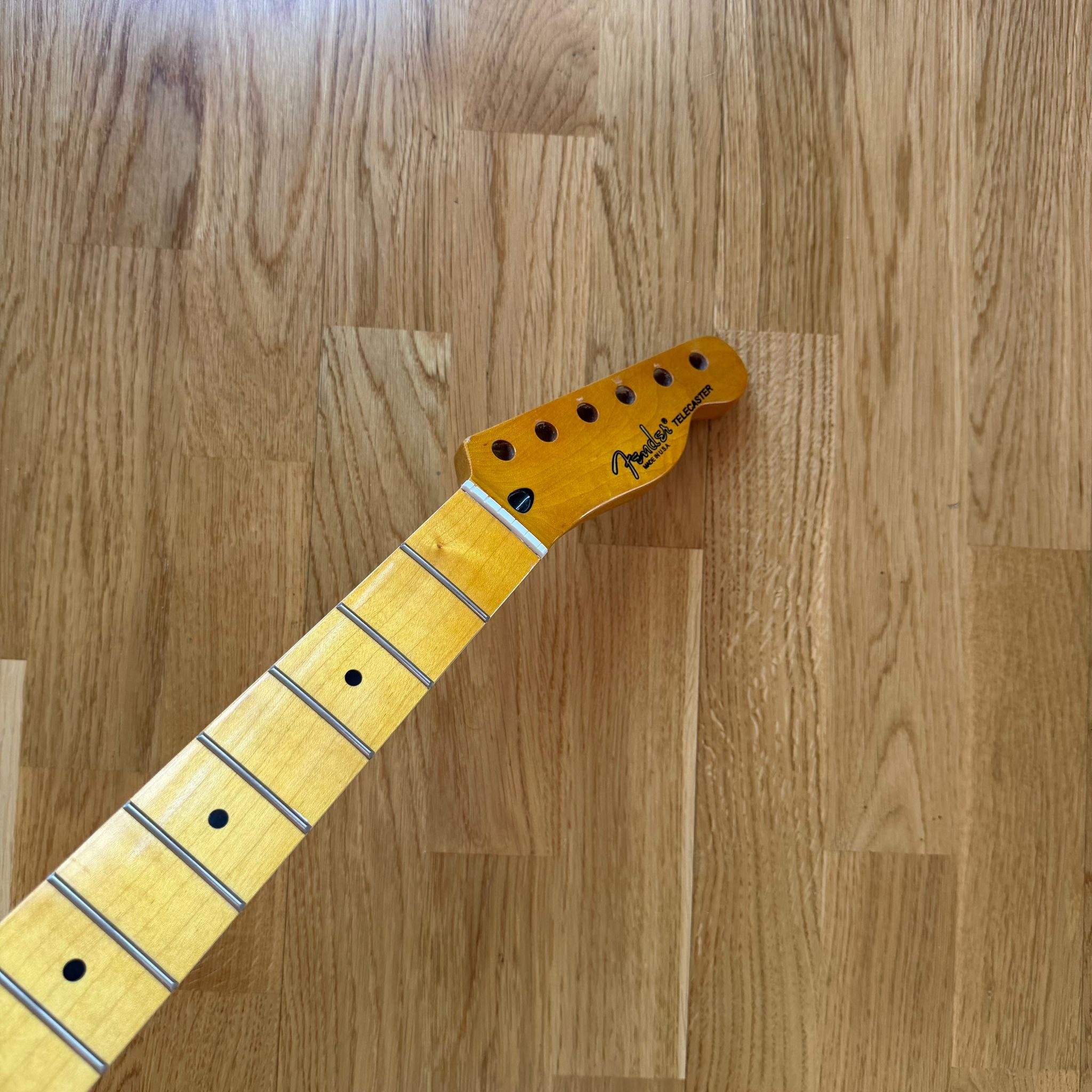 Fender Telecaster Neck – 22 Frets Maple Gloss Finish (B-Stock)