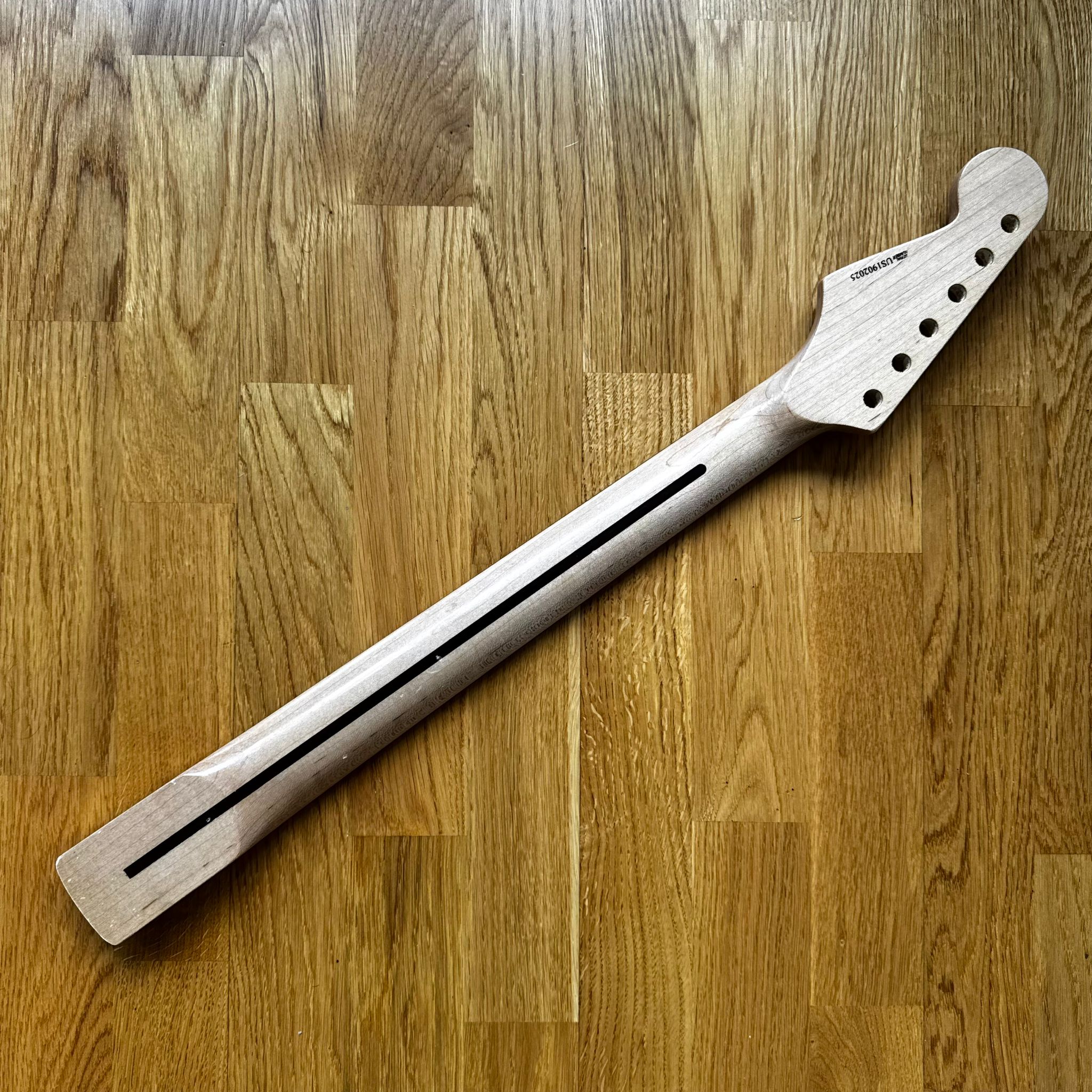 Fender Stratocaster Neck – 21 Fret Rosewood (B-Stock)