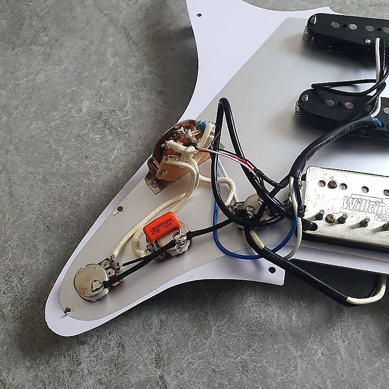 Wilkinson Prewired Stratocaster Loaded Pickguard SSH! White Dove