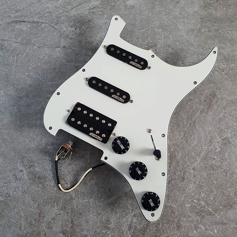 Wilkinson Prewired Stratocaster Loaded Pickguard SSH! White