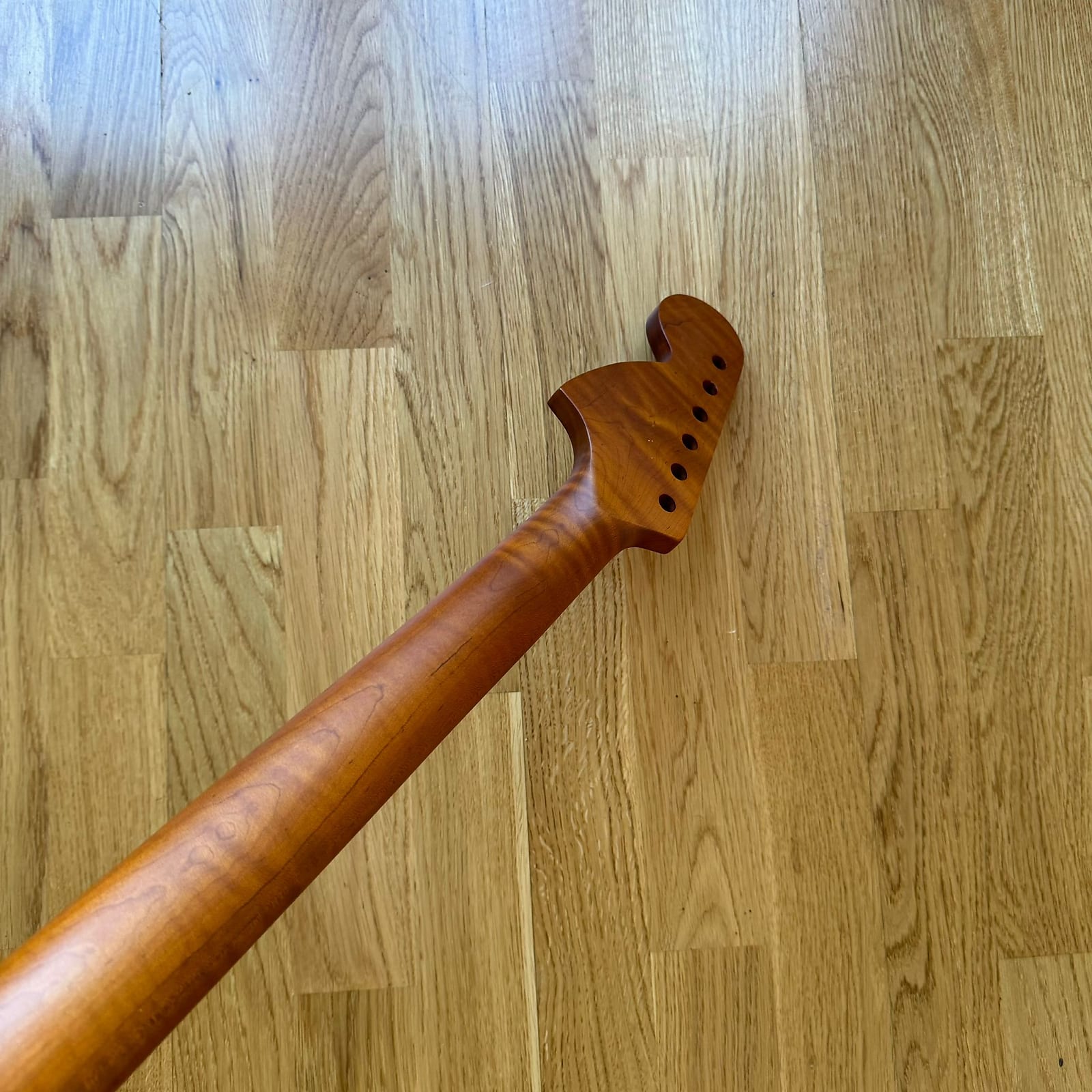 Roasted Flame Rosewood Strat Neck - 22 Frets, 70s Bighead! B-Stock