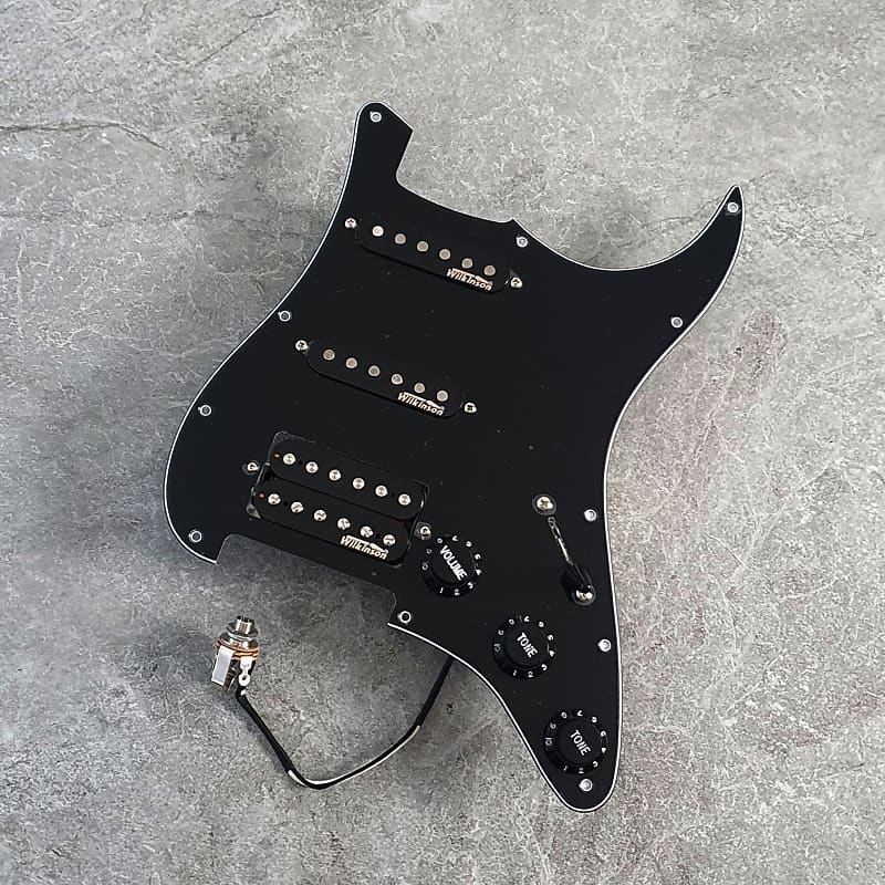 Wilkinson Prewired Loaded Stratocaster Pickguard SSH! Black